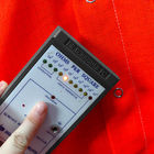Cleanroom Merah 5mm Grid ESD Pakaian Anti-statis dengan 98% Polyester 2% Serat Karbon