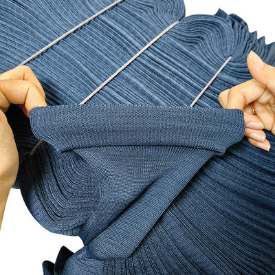 93% Polyester 7% Serat Karbon ESD Kain Rib Antistatik untuk Kantong Pakaian Kamar Bersih
