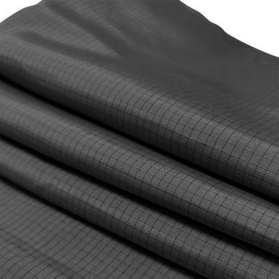 Hitam 4mm Grid 33% Kapas 2% Serat Karbon Antistatik Kain TC Untuk Pakaian Kerja ESD