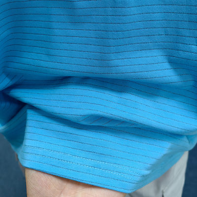 Cleanroom 99% Katun + 1% Serat Karbon Biru Unisex ESD Anti-statis O-neck T-shirt dengan 3 tombol