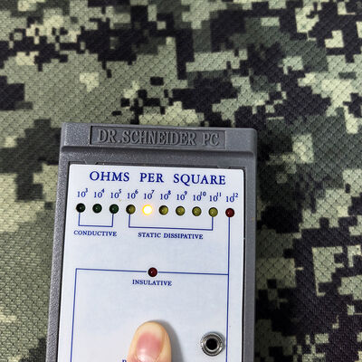 Cetak Kamuflase Berkinerja Tinggi ESD Kain Berlapis Berlian    87% Polyester + 13% Serat Karbon